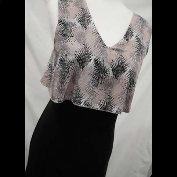 Short Dress - Picture 12 of 16